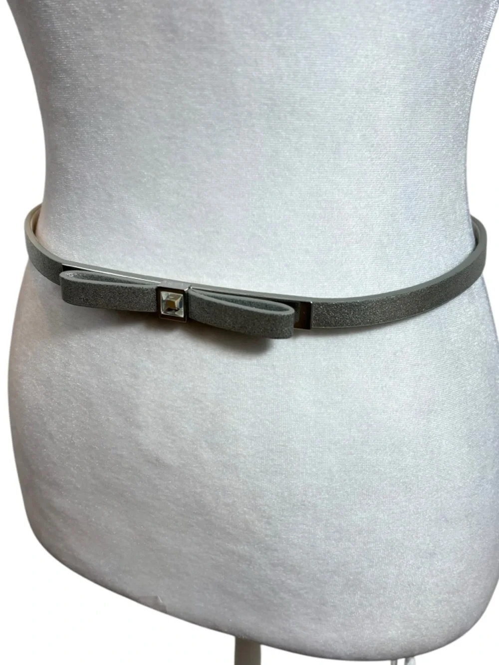 Ladies WHBM Genuine‎ Leather Silver Bow Belt with Clear Rhinestone Size Small